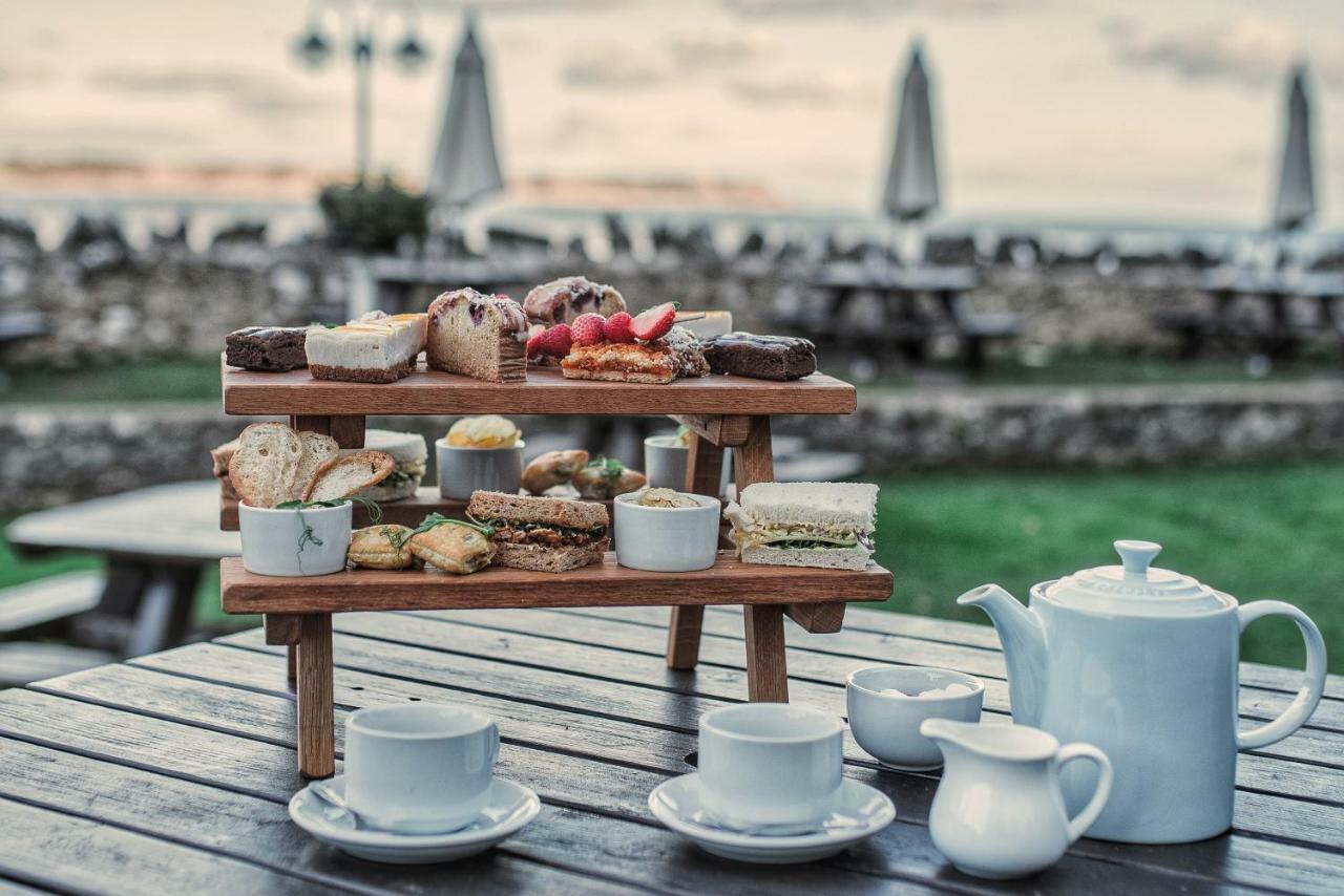 Oxwich Bay Hotel Суонси Экстерьер фото