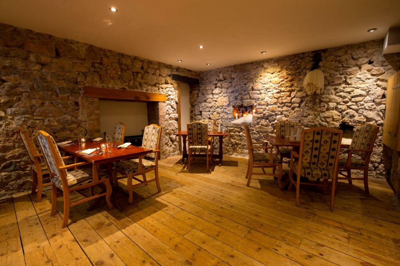 Oxwich Bay Hotel Суонси Экстерьер фото