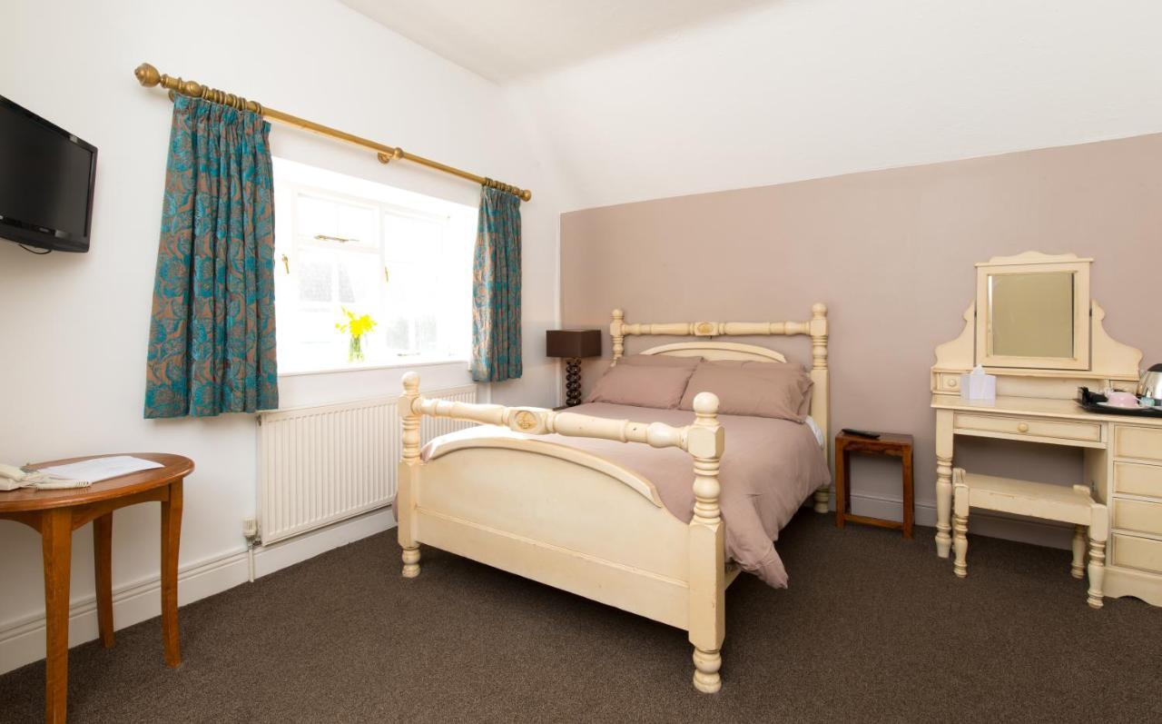 Oxwich Bay Hotel Суонси Экстерьер фото